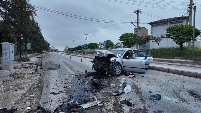 Niğde'de iki otomobilin çarpışması sonucu 2 kişi öldü, 2 kişi yaralandı