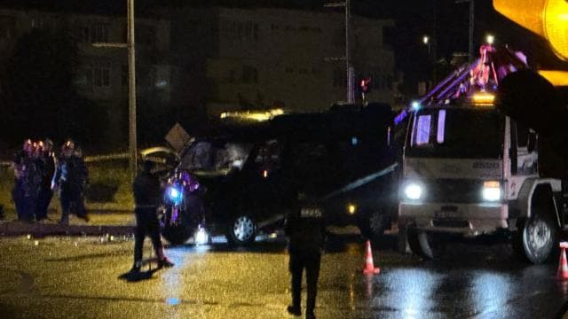 Nevşehir'de minibüs ve otomobil çarpıştı: 1 ölü, 10 yaralı