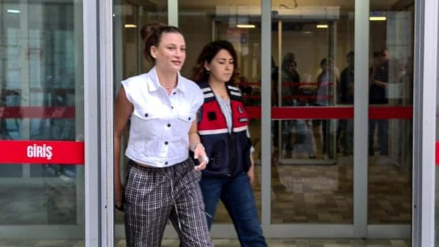 Serenay Sarıkaya uyuşturucu soruşturmasında serbest bırakıldı