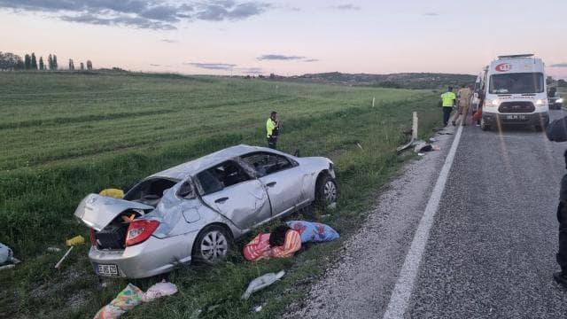 Yozgat'ta otomobil şarampole devrildi, 1 kişi hayatını kaybetti