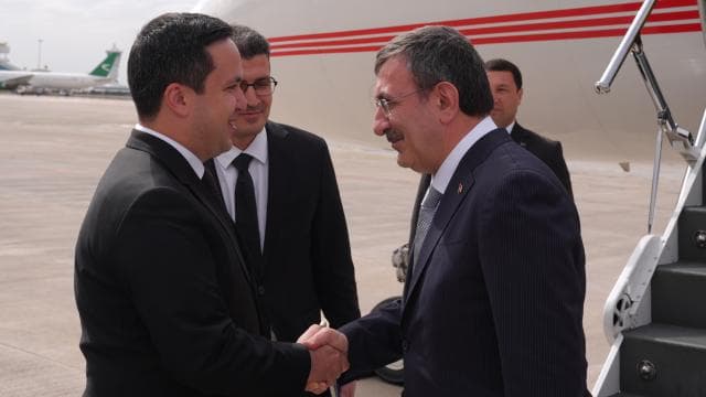 Cumhurbaşkanı Yardımcısı Yılmaz Türkmenistan'da Ekonomik Komisyon Toplantısı'na Katıldı
