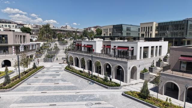 Kahramanmaraş'ta yeniden inşa süreci ilerliyor