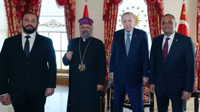 Cumhurbaşkanı Erdoğan, Ermeni Patriği Sahak Maşalyan'ı kabul etti