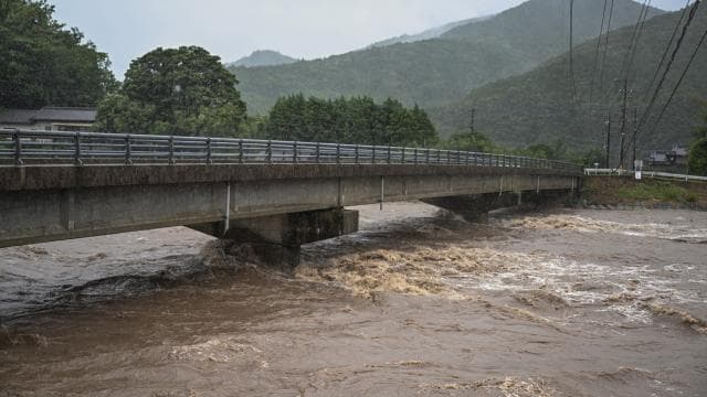Japonya'da şiddetli yağışlar nedeniyle afet uyarısı