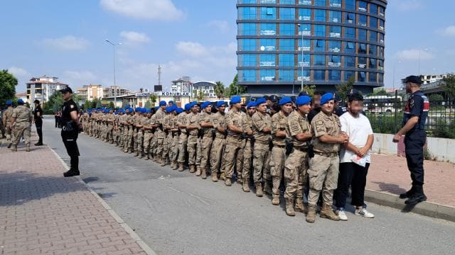 Antalya'da 27 ilde yasa dışı bahis operasyonu: 36 kişi tutuklandı