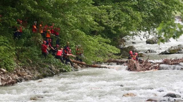 Rize'de kaybolan kişiyi ararken AFAD personeli hayatını kaybetti