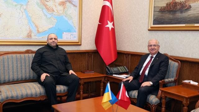 Bakan Güler, Ukrayna Güvenlik Konseyi Sekreteri ile bir araya geldi