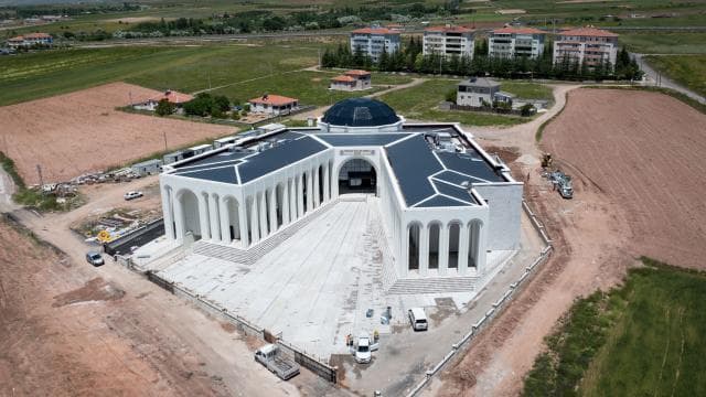 Bahçeli'nin bağışladığı arsada cemevinin ikinci etabı tamamlandı