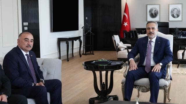 Dışişleri Bakanı Fidan, Azerbaycan Büyükelçisi Memmedov'u kabul etti