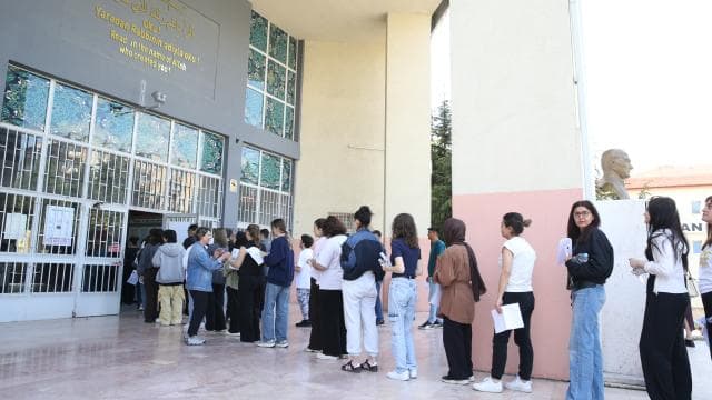 YKS'nin ilk oturumu tamamlandı