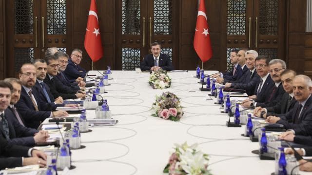 EKK, sanayicilere 250 milyar lira kredi paketi sundu