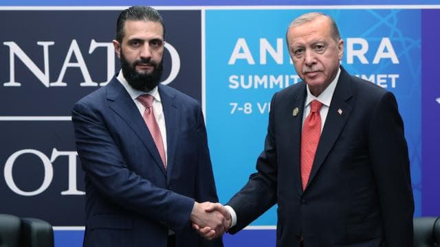 Suriye Cumhurbaşkanı Şara, Erdoğan'ın yaptırımların kaldırılması için arabuluculuk yaptığını belirtti