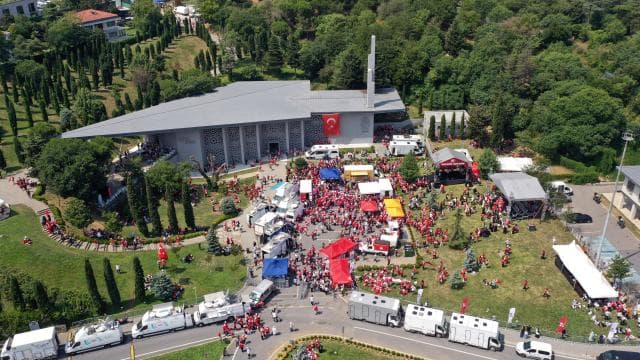 15 Temmuz Şehitler Makamı ve Hafıza 15 Temmuz Müzesi'ne yoğun ziyaretler devam ediyor