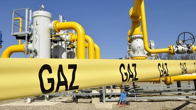 Türkiye ile KKTC arasında doğal gaz boru hattı imzalandı