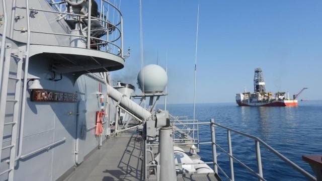 Sondaj gemilerine TCG Turgutreis koruma sağlıyor