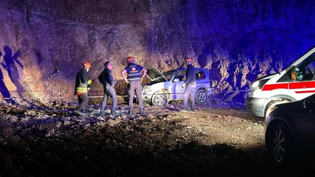 Bolu'da uçuruma yuvarlanan cipte 2 kişi hayatını kaybetti, 1 kişi yaralandı