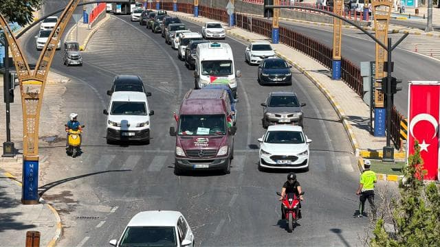 Bosna Hersek'ten yola çıkan Filistin Konvoyu Irak'a uğurlandı