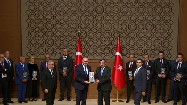 TRT, 11. Anadolu Medya Ödülleri'nde 3 ödül kazandı