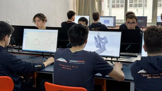 ASELSAN liseleri başarı seviyesini artırıyor