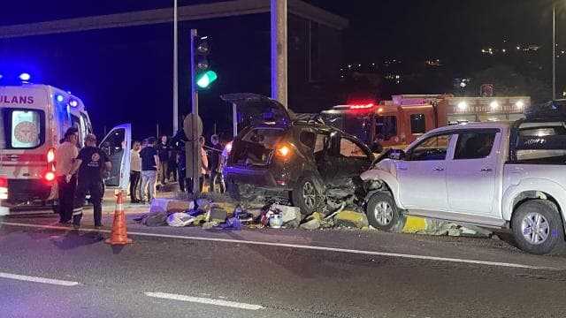 Trabzon, Afyonkarahisar ve Sakarya'da trafik kazalarında 25 kişi yaralandı