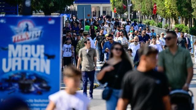 TEKNOFEST Mavi Vatan'da ziyaretçi akını sürüyor