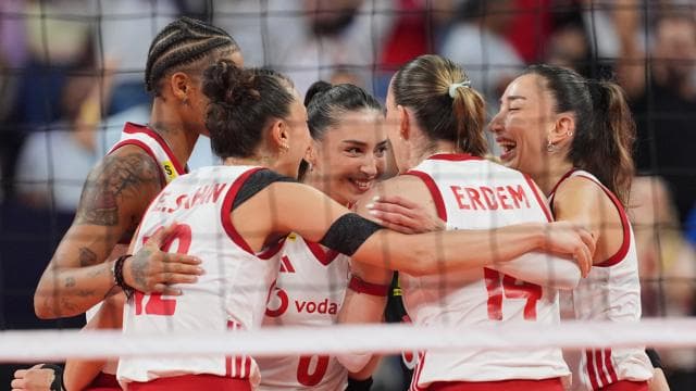 A Milli Kadın Voleybol Takımı finale yükseldi