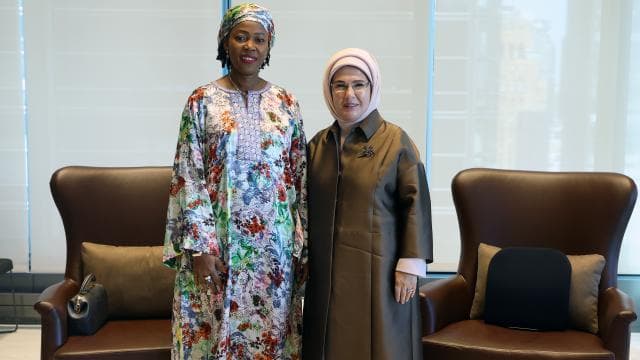 Emine Erdoğan, Sierra Leone Cumhurbaşkanı'nın eşiyle bir araya geldi