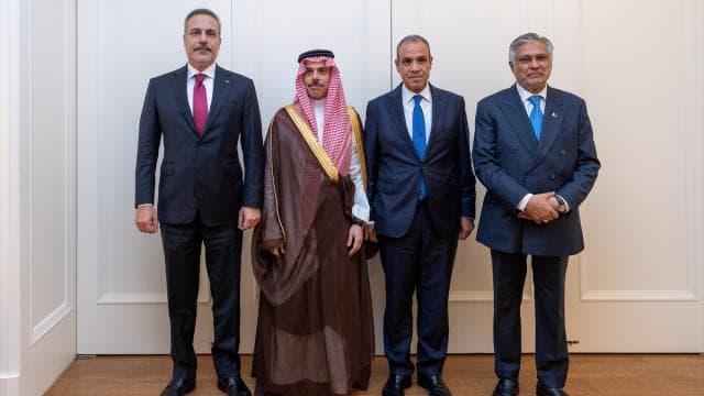 Dışişleri Bakanları Türkiye, Mısır, Pakistan ve Suudi Arabistan Toplantısı Yapıldı