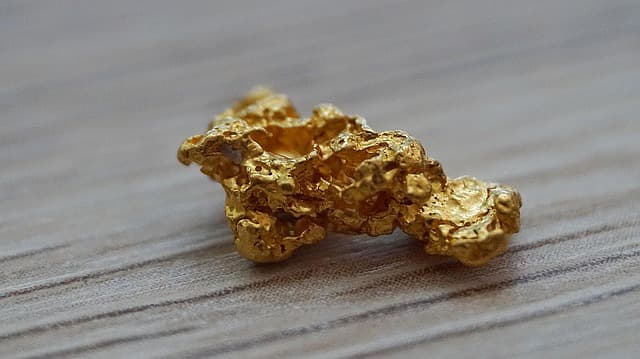 Bilim İnsanları Altının Paslanmamasının Nedenini Keşfetti