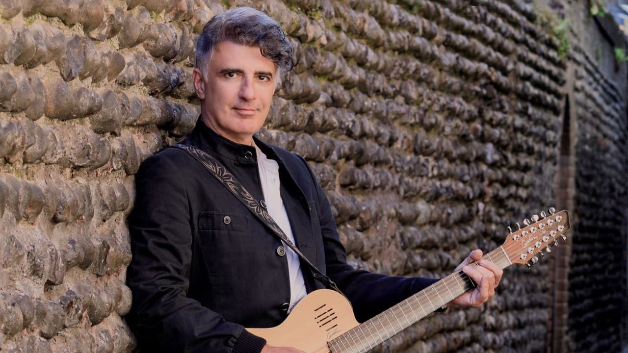 Bertuğ Cemil akustik albümle kendine meydan okudu