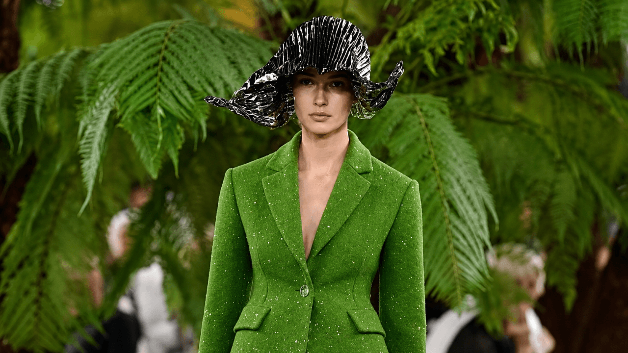 Paris Haute Couture Haftası'nda hayal gücü ve zarafet buluştu