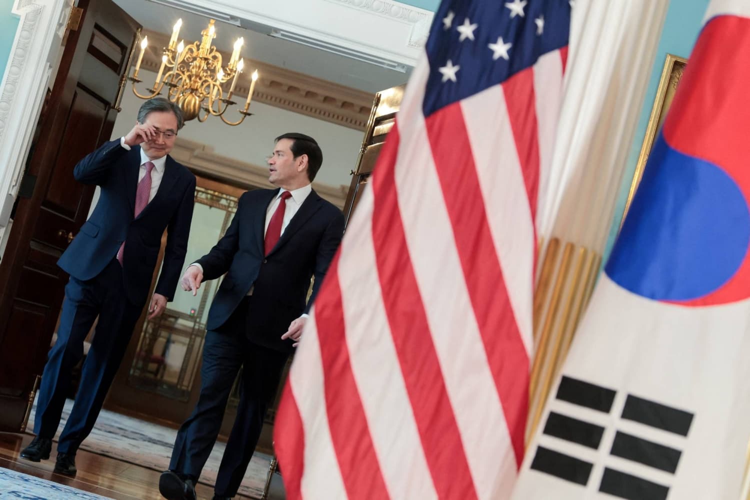 Rubio and South Korea’s foreign minister agree Strait of Hormuz key to global economy, Seoul says