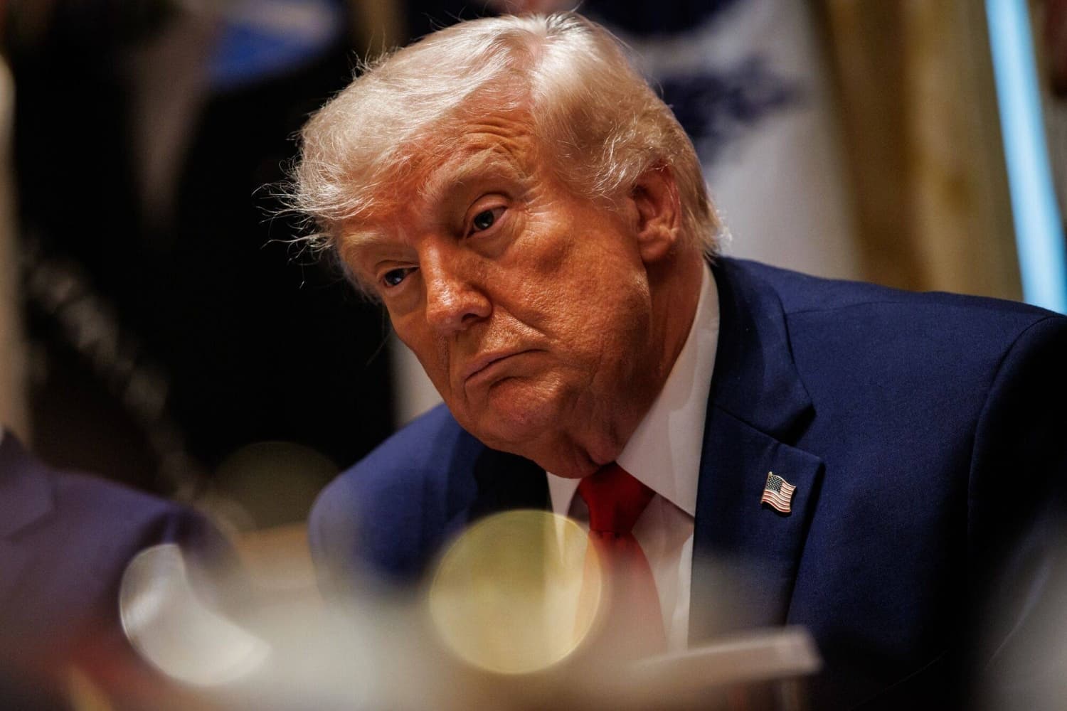 Trump Faces Increased Pressure Over Iran as Hormuz Strait Closes