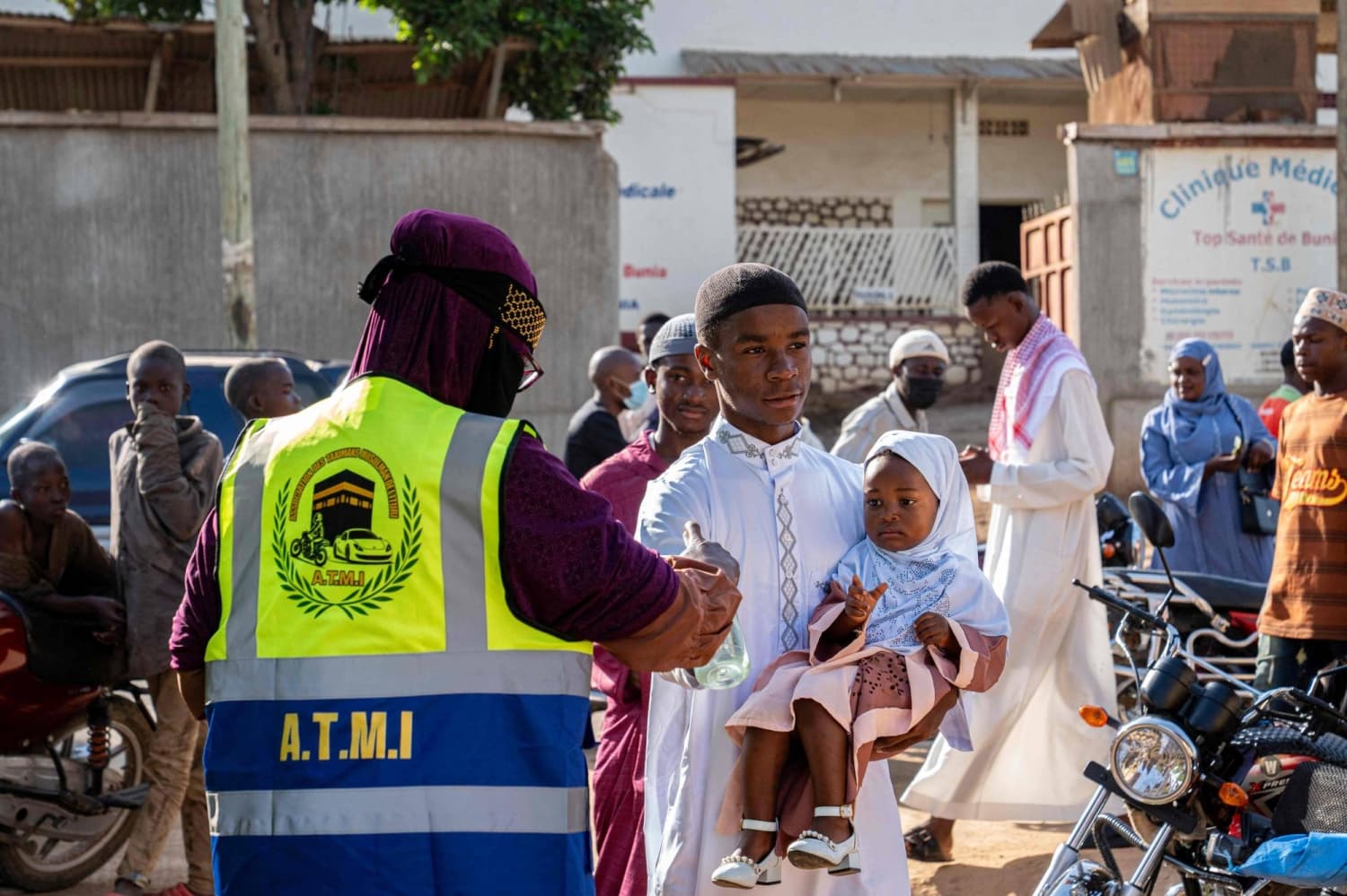 WHO Calls for Ceasefire in Congo to Control Surging Ebola Cases