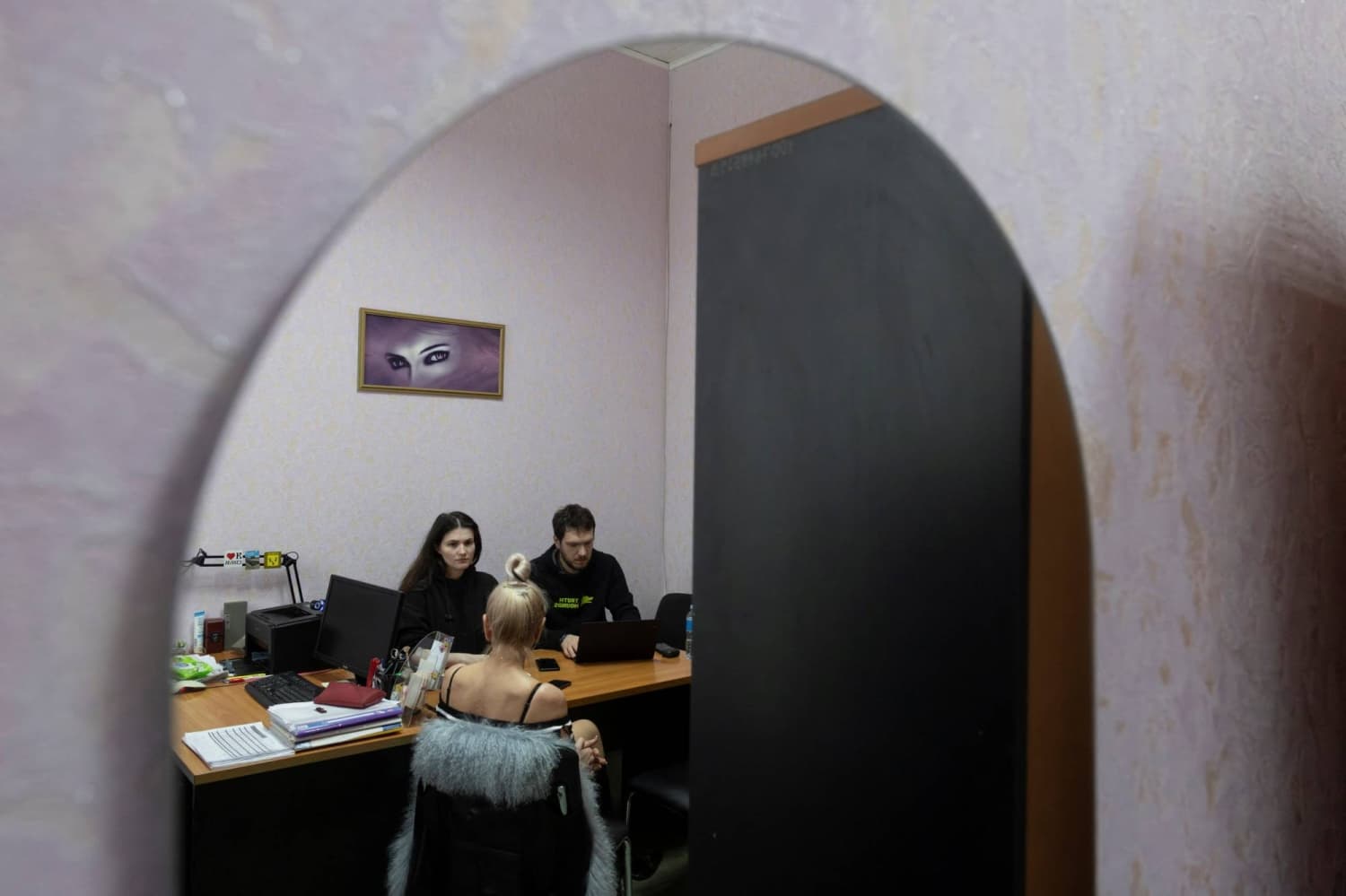 Trump's Cuts to Ukraine Aid Impact Justice for Russian War Crimes