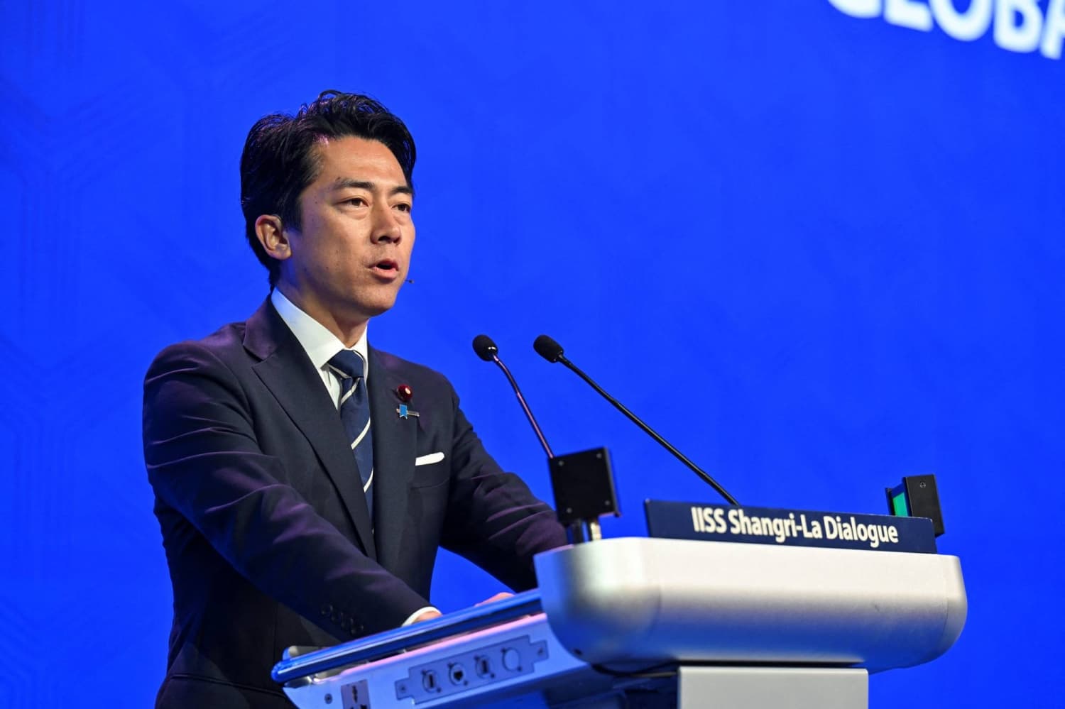 Japan Adopts Cautious Stance to Prevent Escalation with China