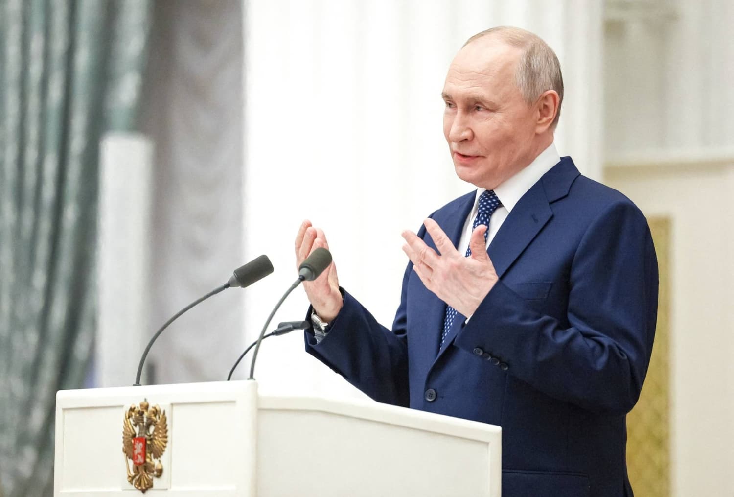 Russian Finance Officials Warn Putin About Unsustainable War Spending
