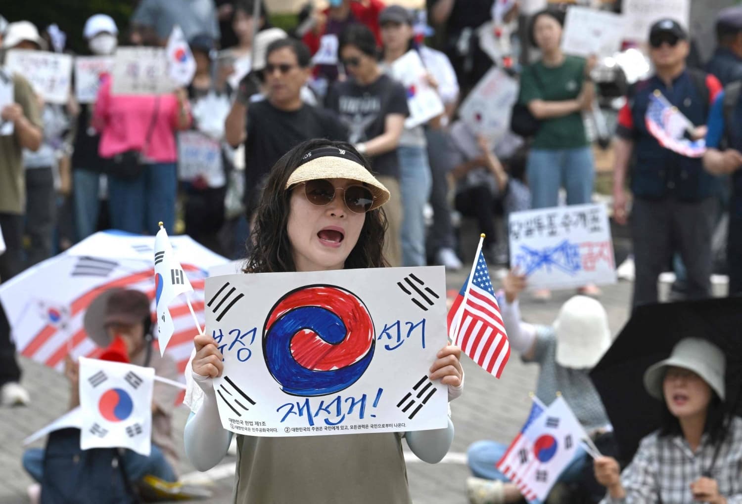 Young Koreans Seek Clarification on Ballot Shortages Amid Investigation
