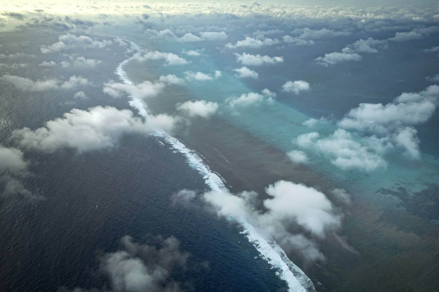 Philippines Calls on China to Dismantle Structure at Disputed Shoal