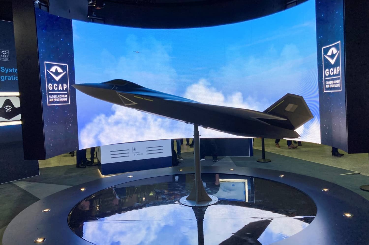 Canada to Participate as Observer in Japan-Italy-U.K. Fighter Project