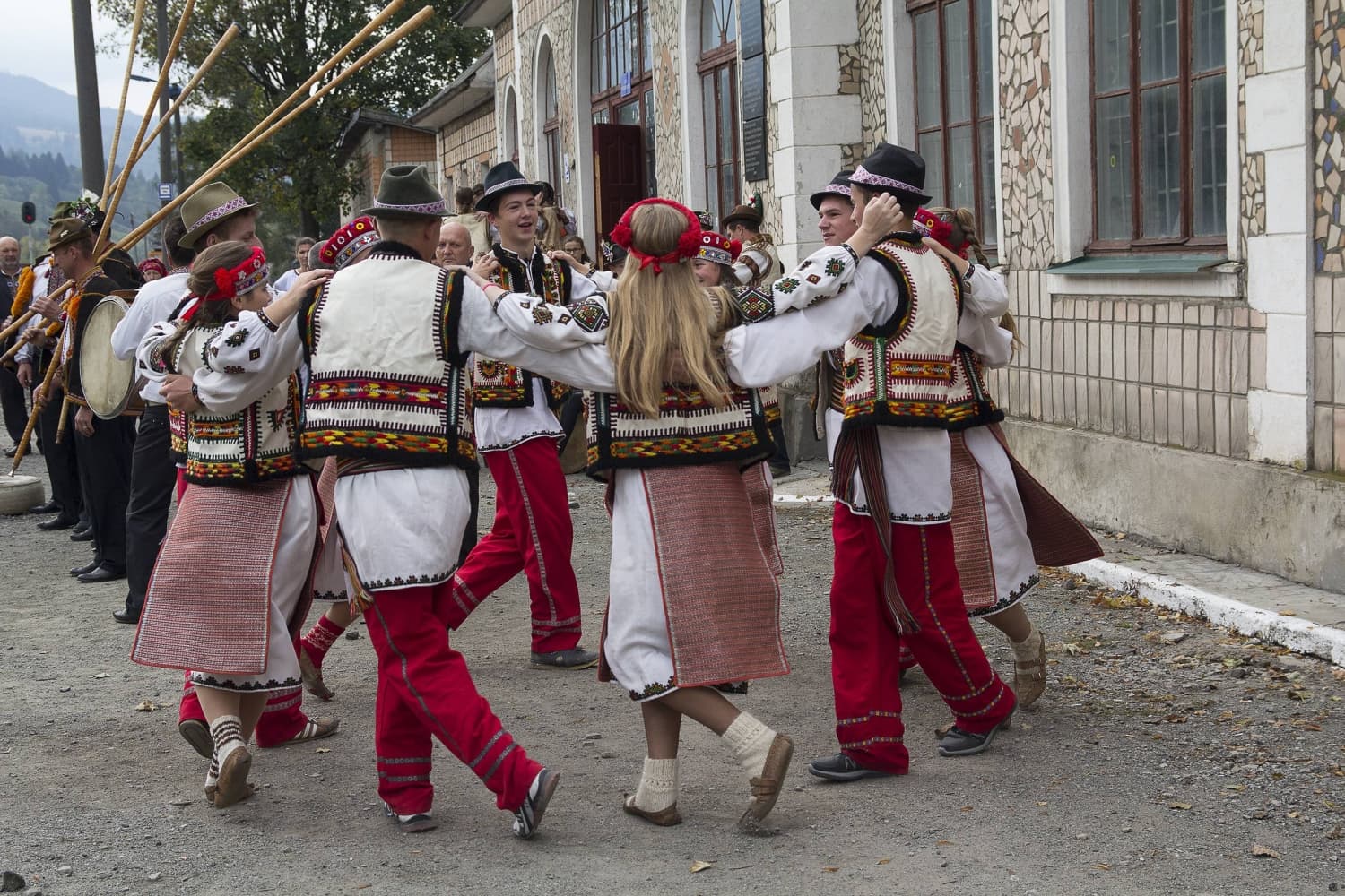 Language Policy Reflects Power Dynamics in Ukraine and Russia