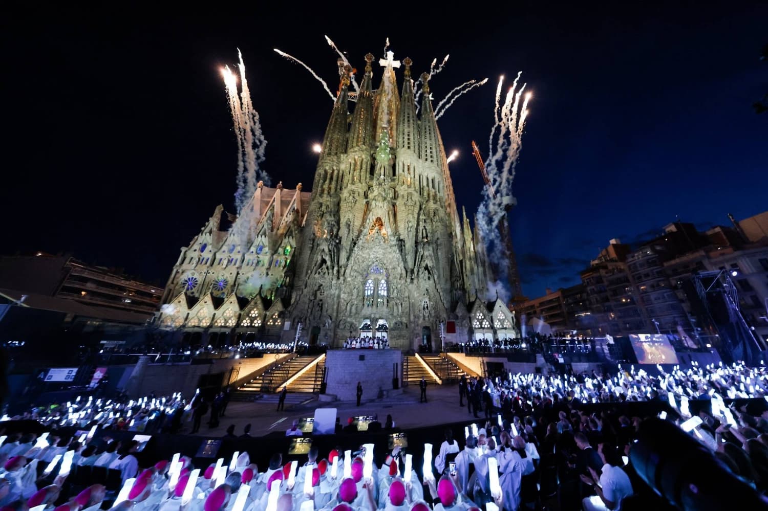 Pope Leo Commends Barcelona's Sagrada Familia for Its Ongoing Journey