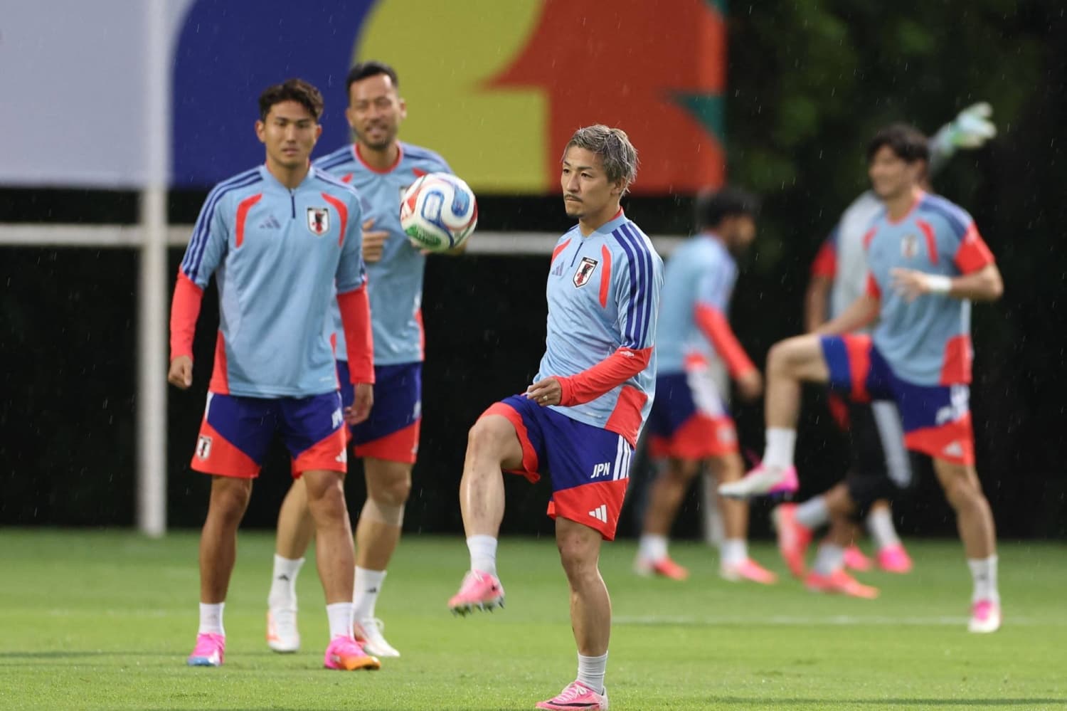 Japan Aims to Increase Efforts Against Tunisia in World Cup's Milestone Match