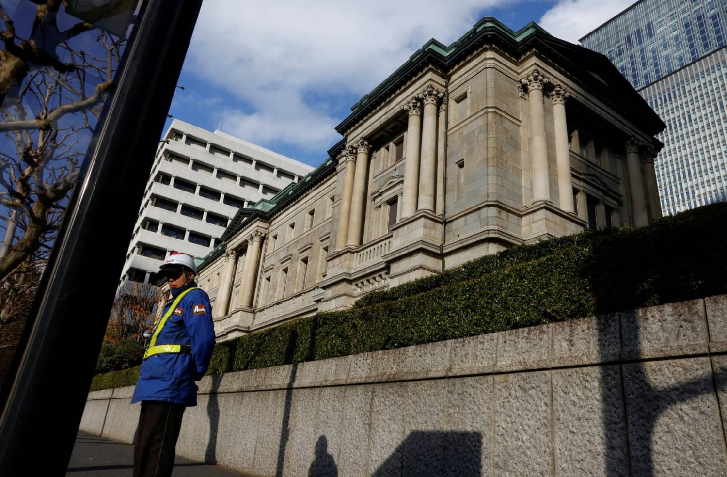 Yields Reach Highest Levels in 30 Years Amid BOJ Policy Debate