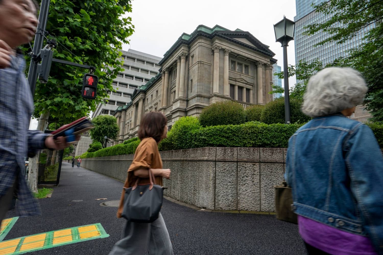 BOJ Independence Reassured Following Bond and Yen Market Reactions