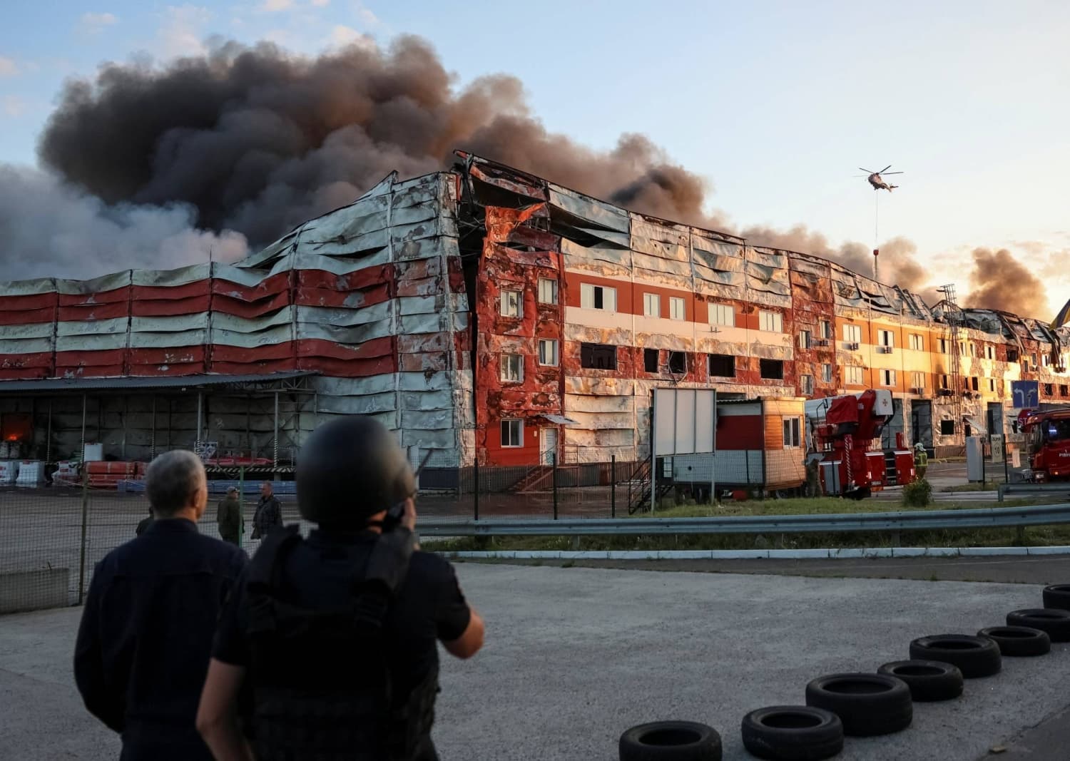 Russia Intensifies Missile Strikes on Kyiv Amid Political Turmoil in Ukraine