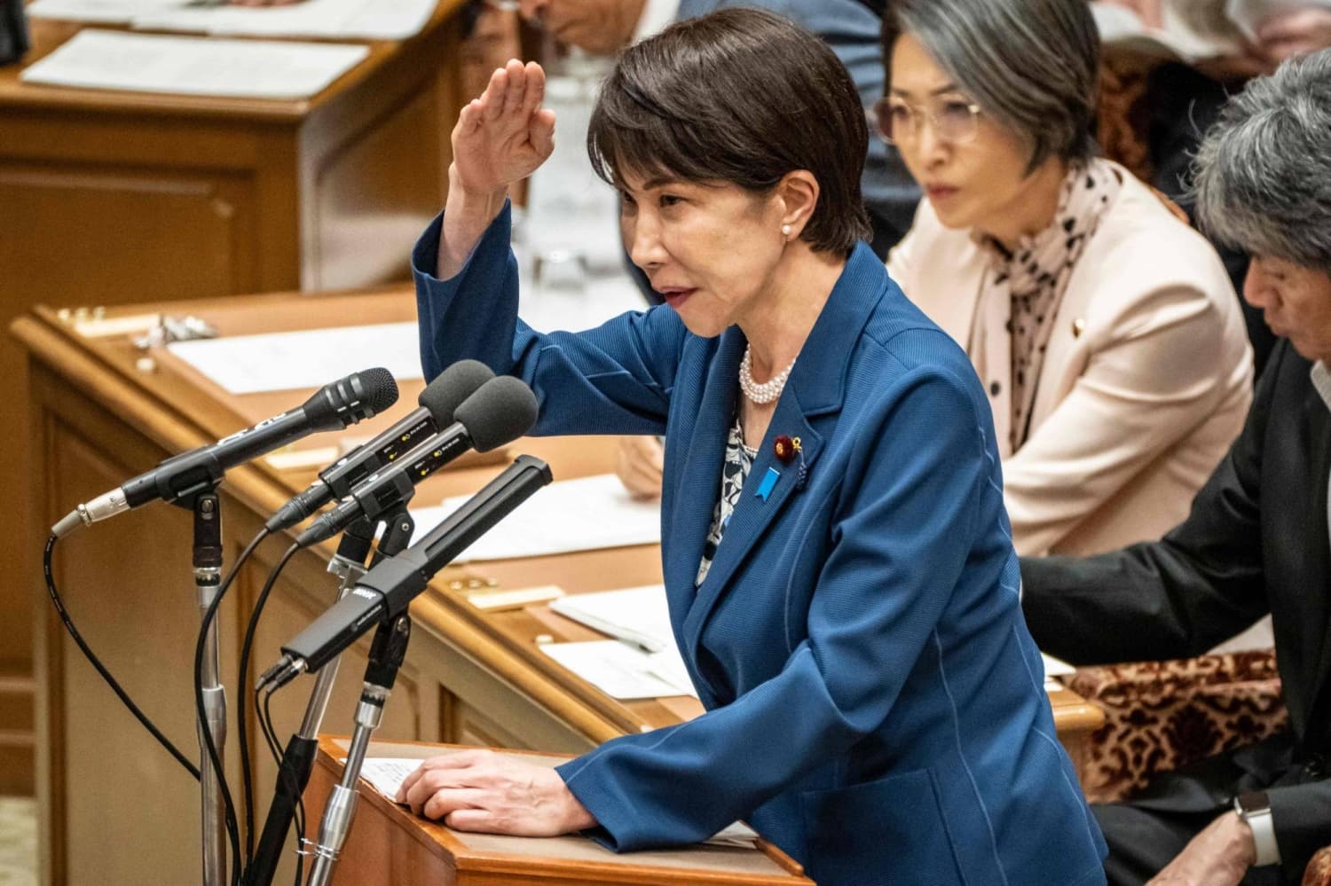 Takaichi's Approval Rating Declines Following Controversial Legislative Focus