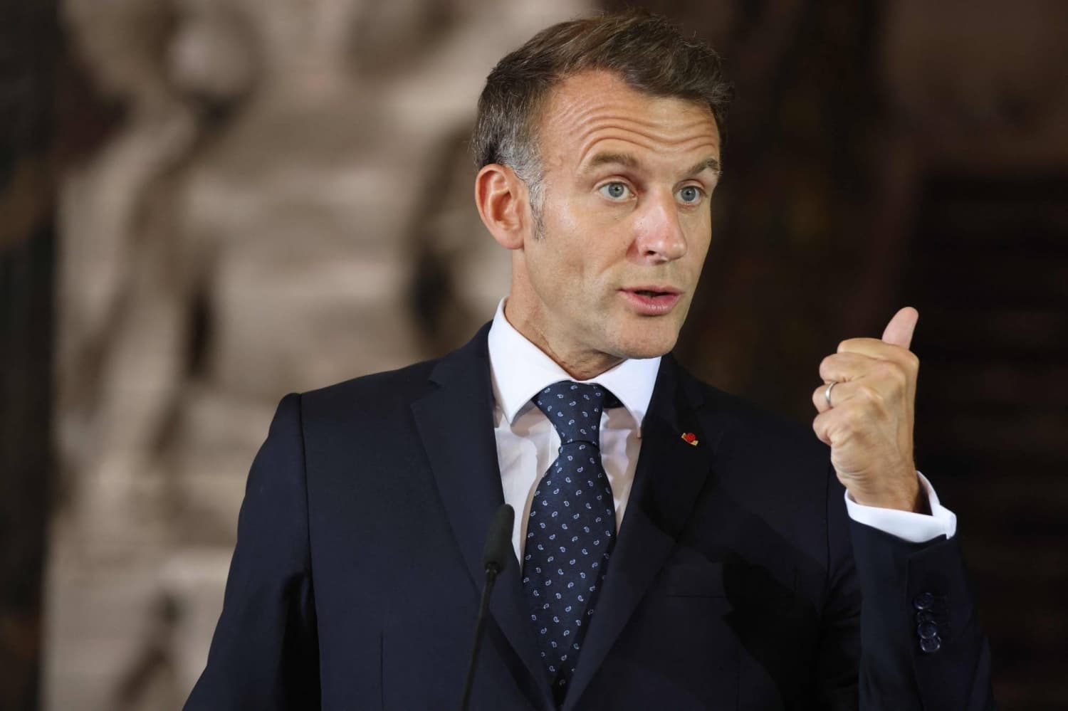 France Enacts Legislation to Prohibit Social Media Use for Children Under 15