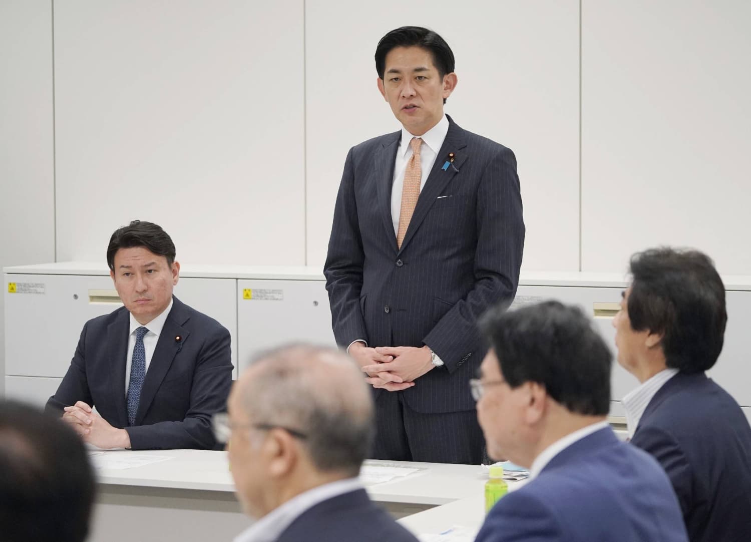 Parliament Extension Prevents Some Lawmakers from Traveling Abroad