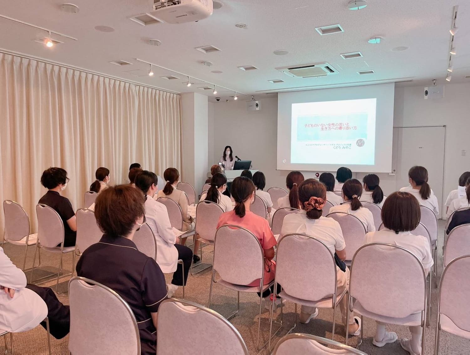 Japanese Women Forge New Paths Beyond Traditional Motherhood Roles